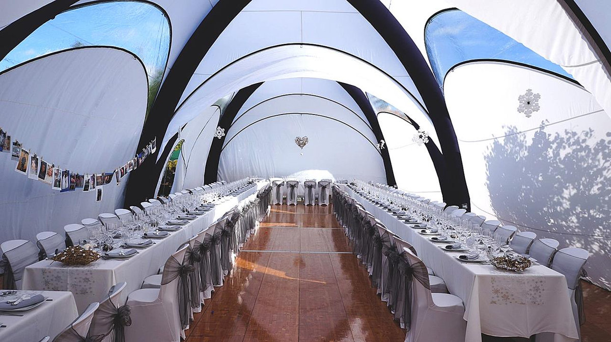 X-GLOO Eventzelt.jpg